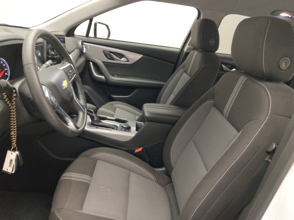 Used 2024 Chevrolet Blazer LT w/ Convenience Package FWD image 17