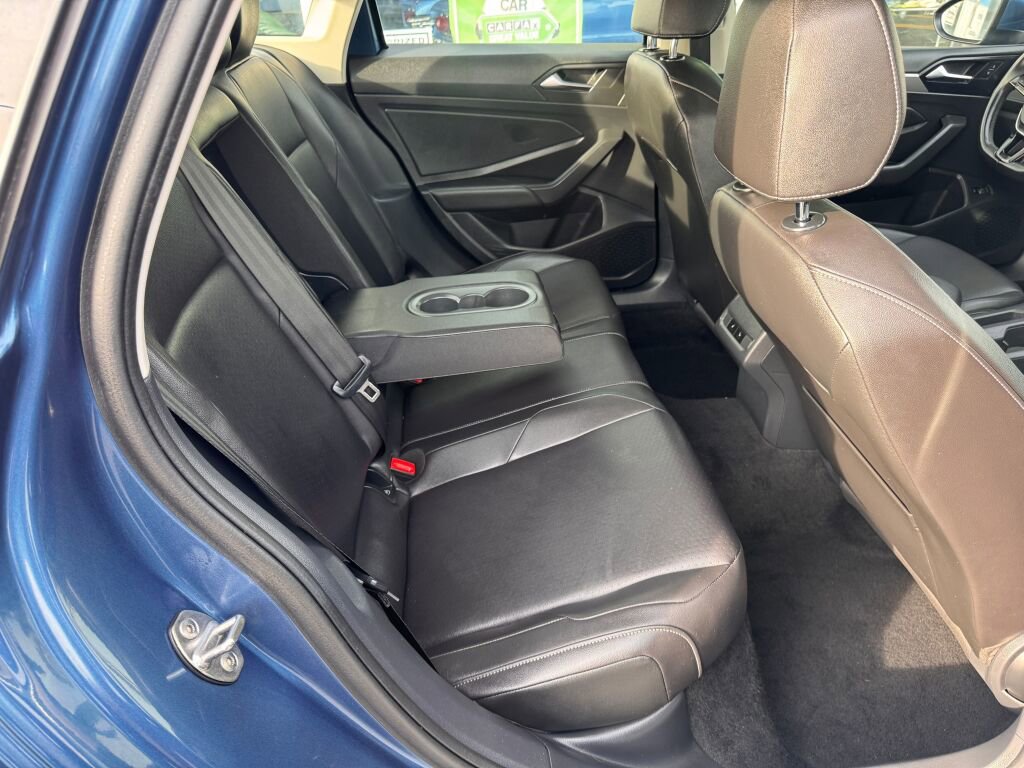 Used 2019 Volkswagen Jetta SE image 10