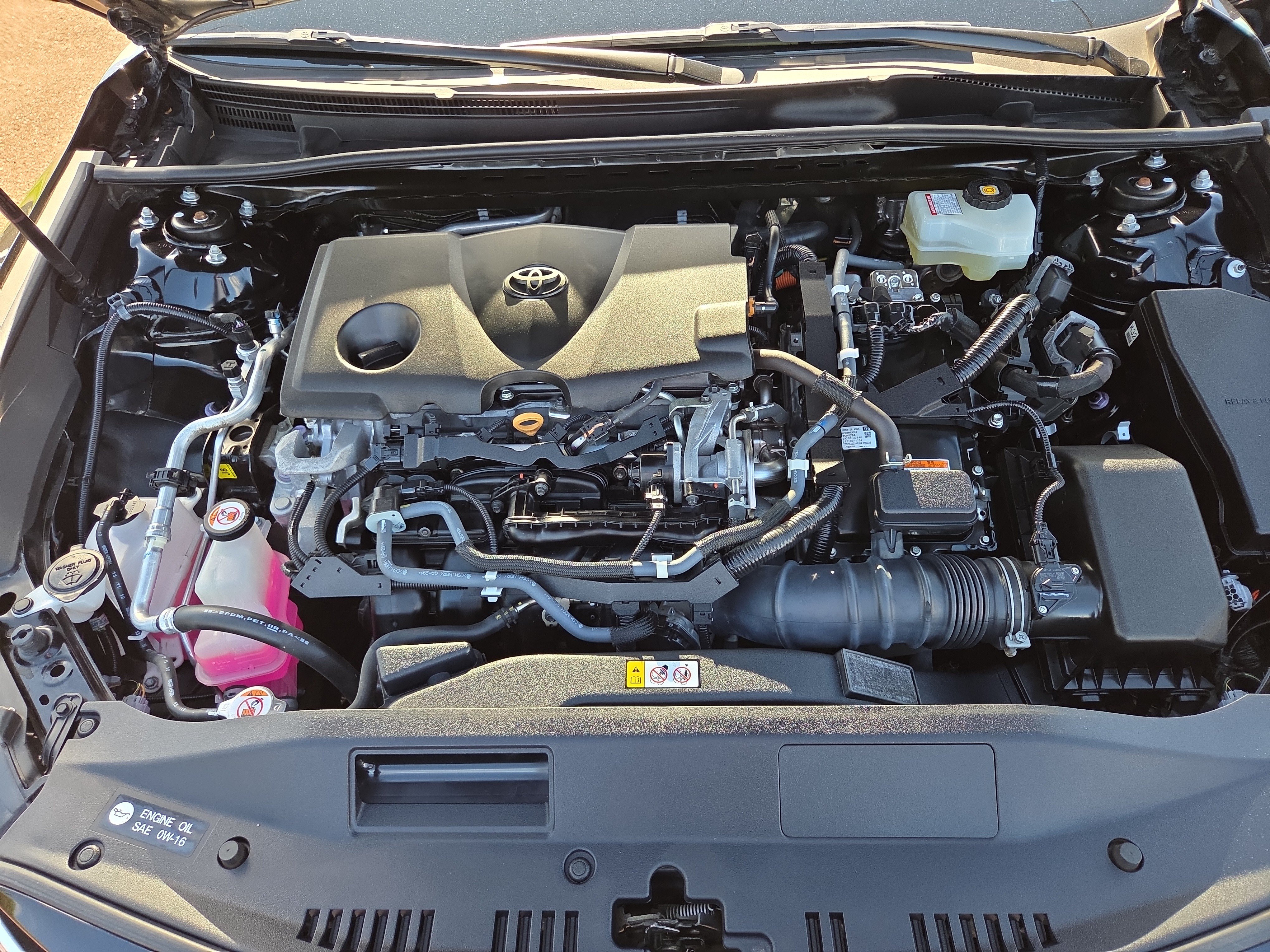 Used 2020 Toyota Camry LE FWD image 33