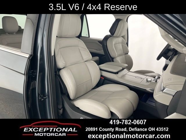 Used 2025 Lincoln Navigator Reserve image 55