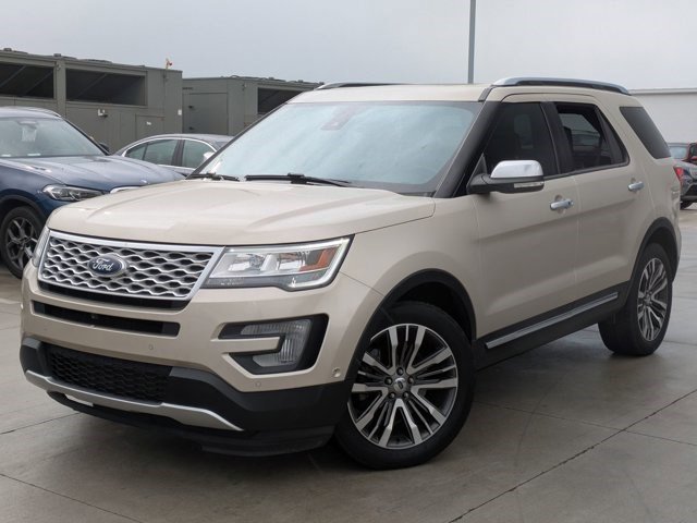 Used 2017 Ford Explorer Platinum image 1