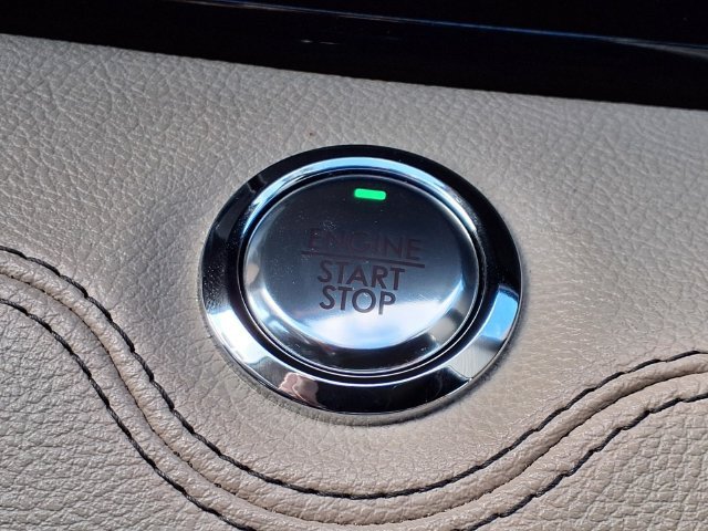 Certified 2023 Lincoln Navigator Reserve RWD image 18