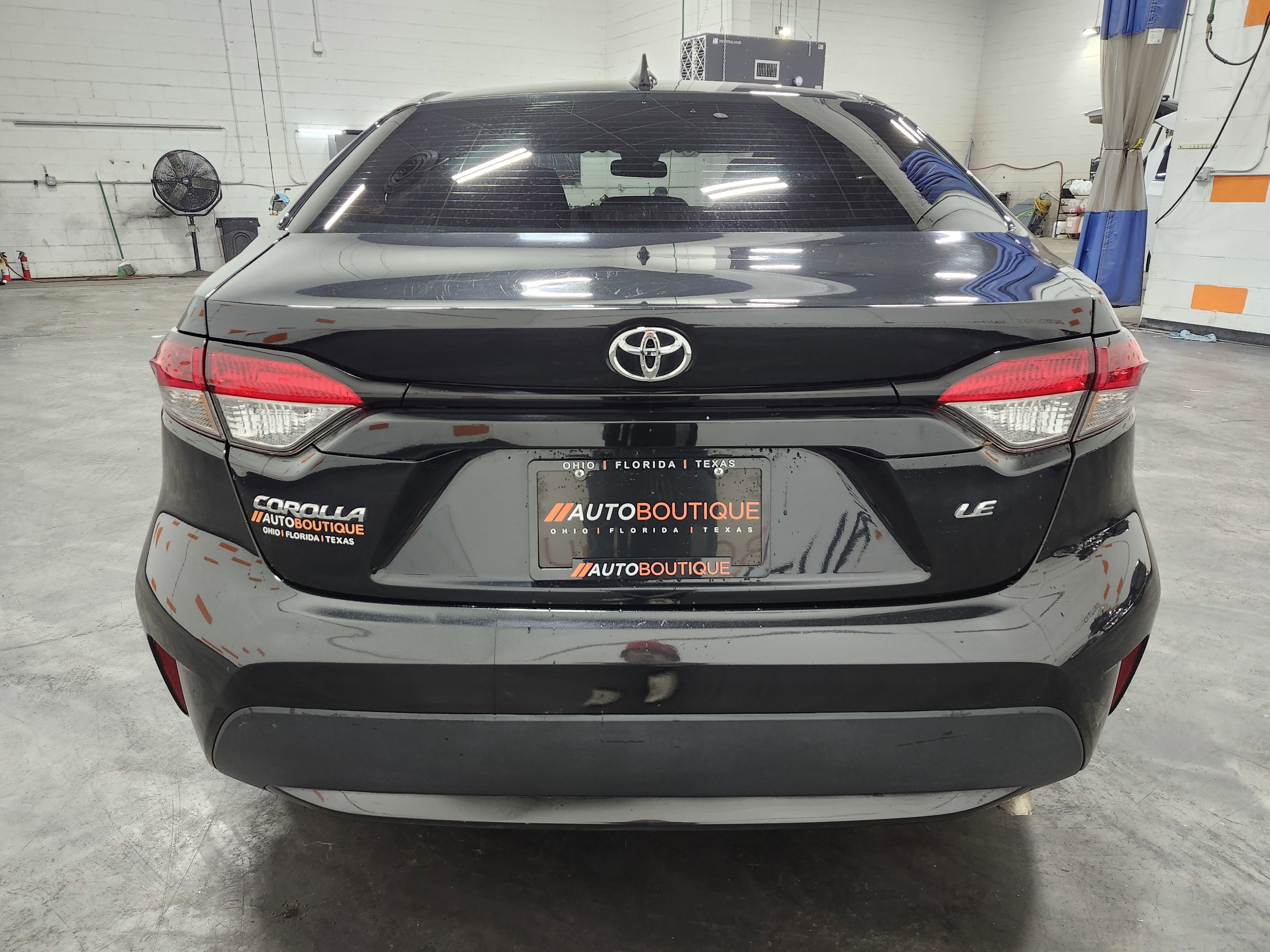 Used 2022 Toyota Corolla LE image 14