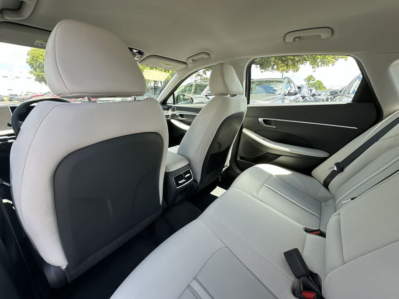 New 2025 Hyundai Sonata SEL FWD image 23