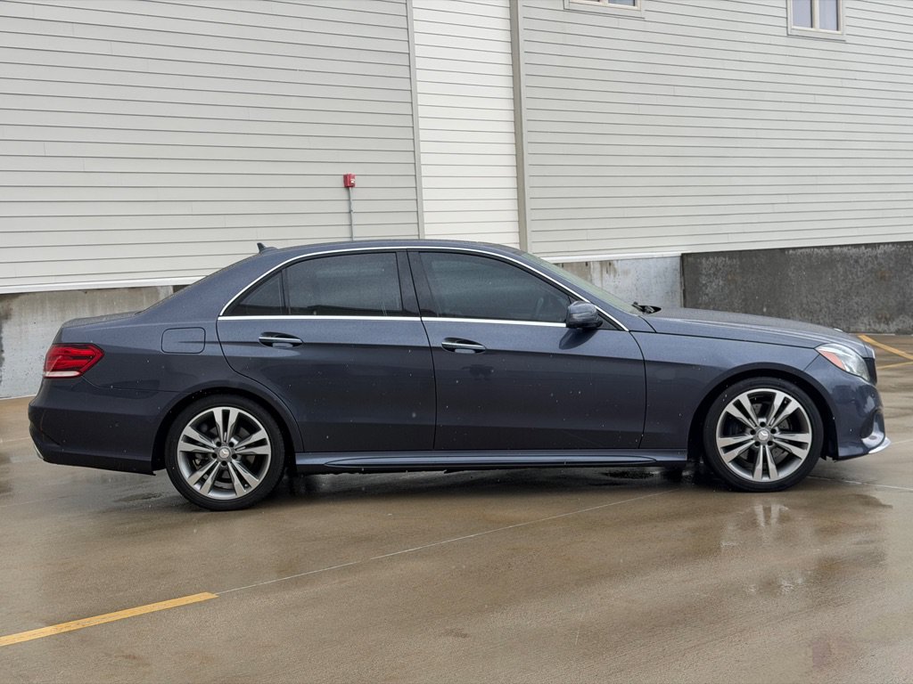 Used 2016 Mercedes-Benz E 350 Sedan w/ Premium Package image 2
