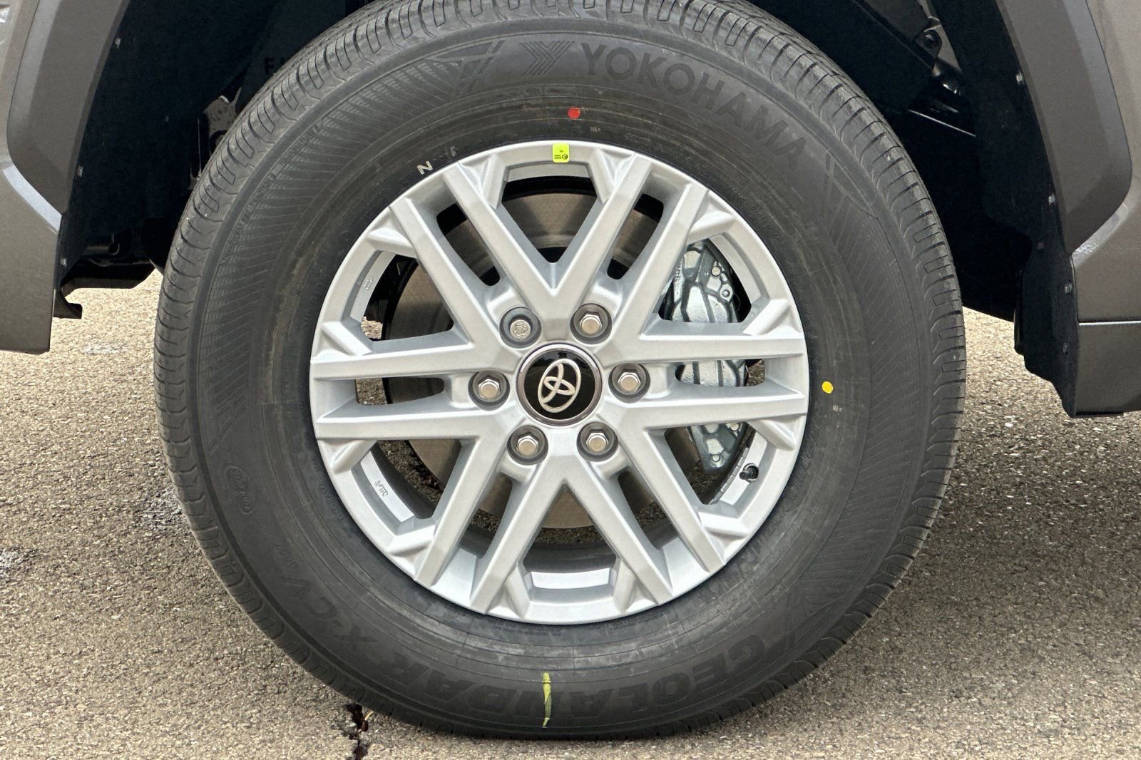 New 2026 Toyota Tundra SR5 AWD/4WD image 32