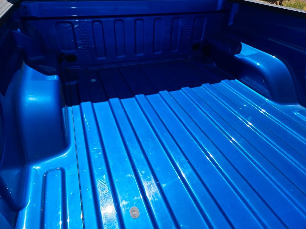 Used 2023 Jeep Gladiator Mojave image 11