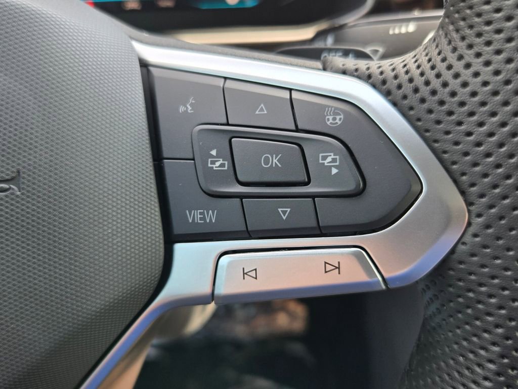 New 2026 Volkswagen Jetta GLI Autobahn FWD image 11