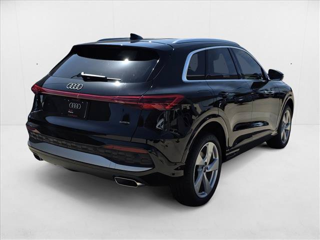 New 2025 Audi Q5 Premium w/ Premium Plus AWD/4WD image 5