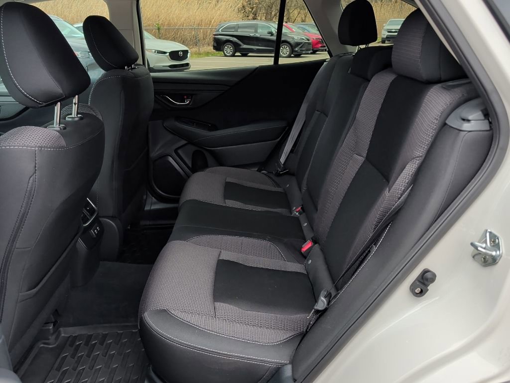 Used 2022 Subaru Outback Premium image 24