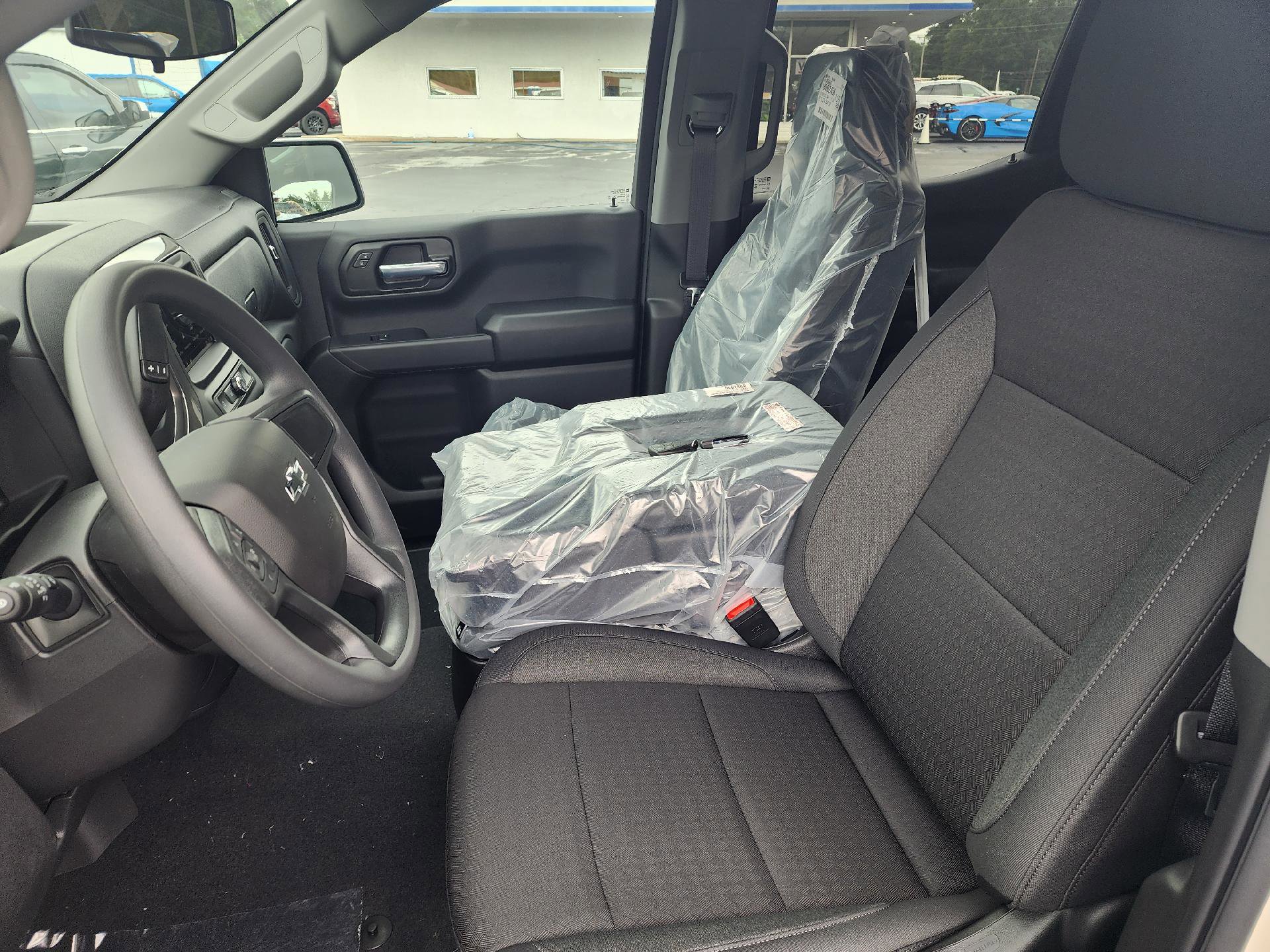 New 2026 Chevrolet Silverado 1500 Custom Trail Boss w/ Turbomax Blackout Package image 11