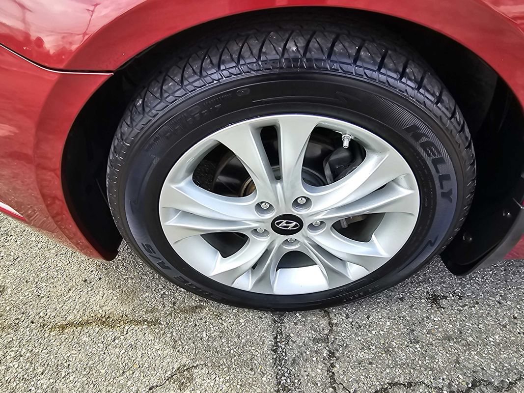 Used 2011 Hyundai Sonata Limited FWD image 17