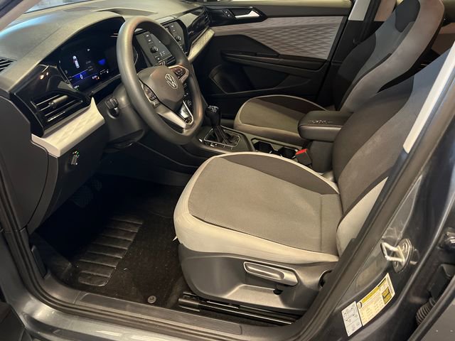 Used 2022 Volkswagen Taos S image 6