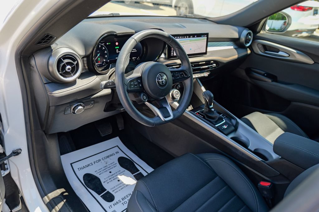 Used 2024 Alfa Romeo Tonale Ti AWD/4WD image 19