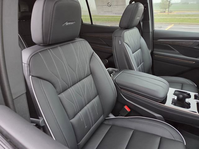 New 2026 Buick Enclave Avenir w/ Super Cruise Package AWD/4WD image 38