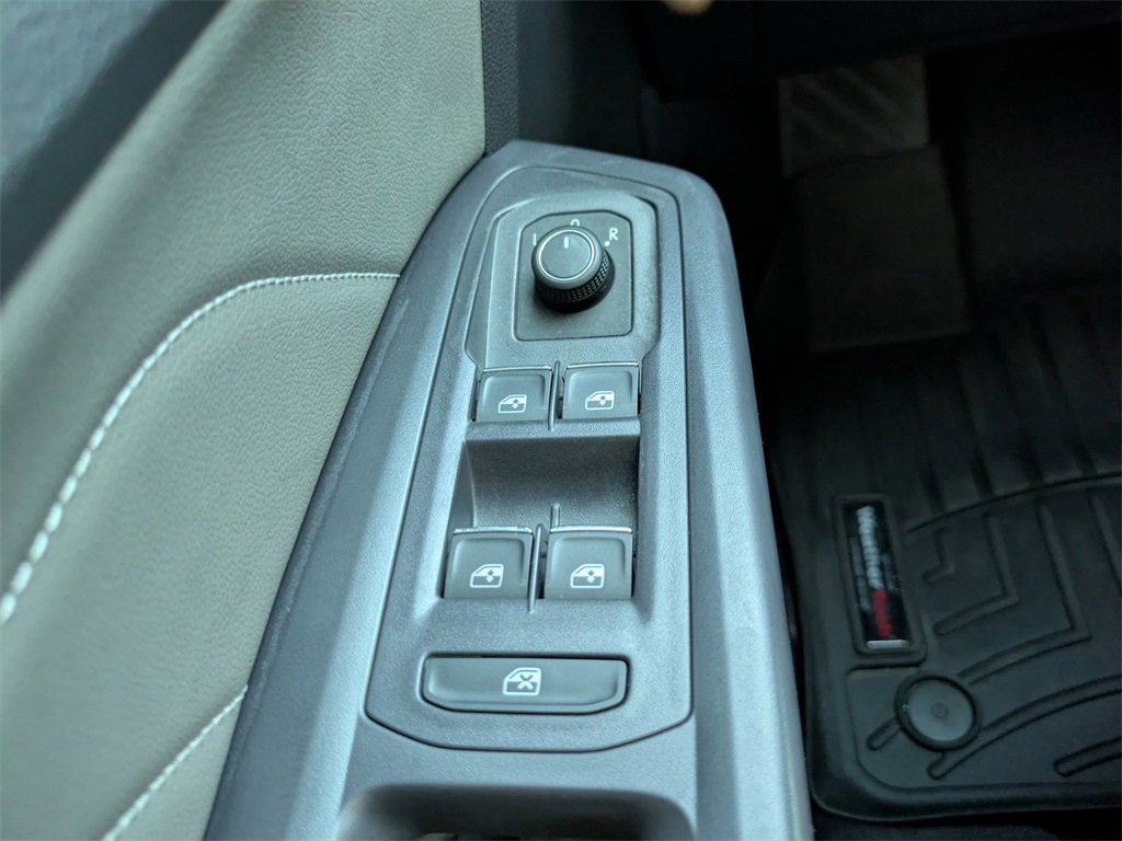 Used 2021 Volkswagen Atlas SEL R-Line image 22