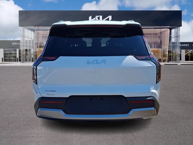 Used 2024 Kia EV9 Wind AWD/4WD image 5