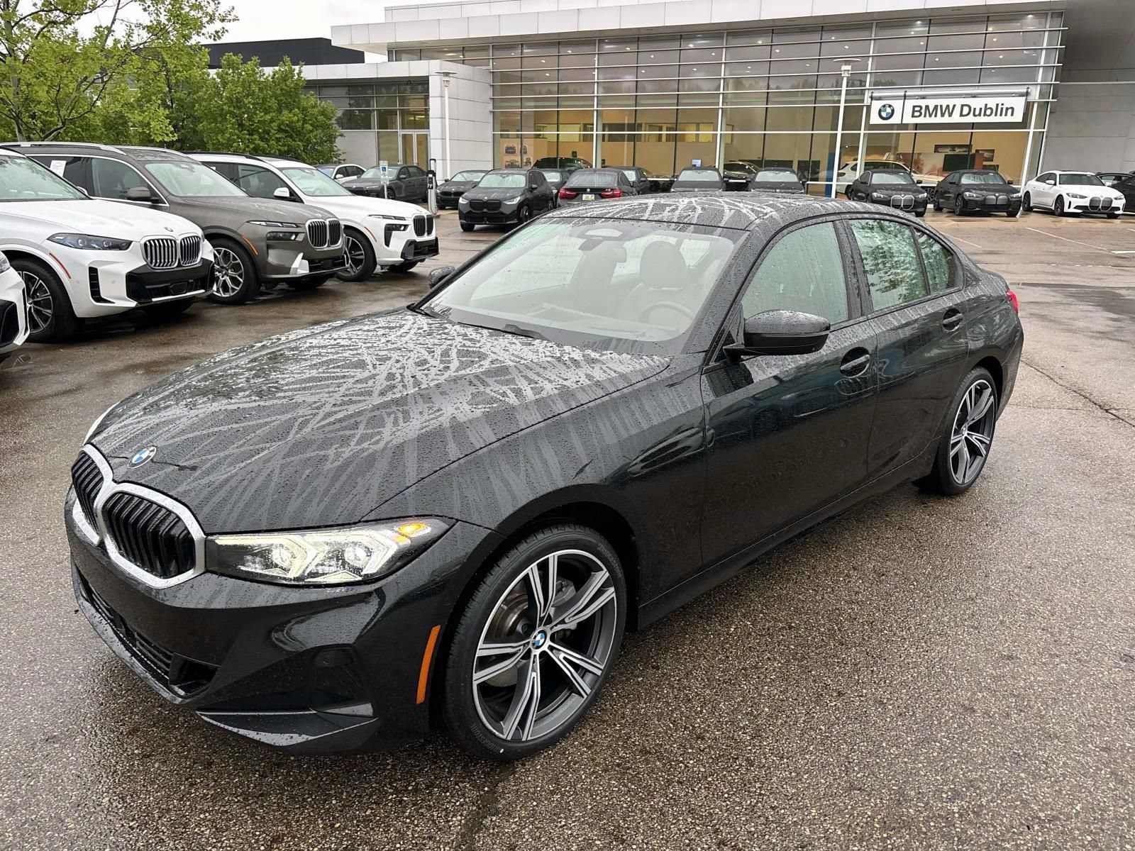 Used 2023 BMW 330i xDrive Sedan w/ Premium Package AWD/4WD image 1