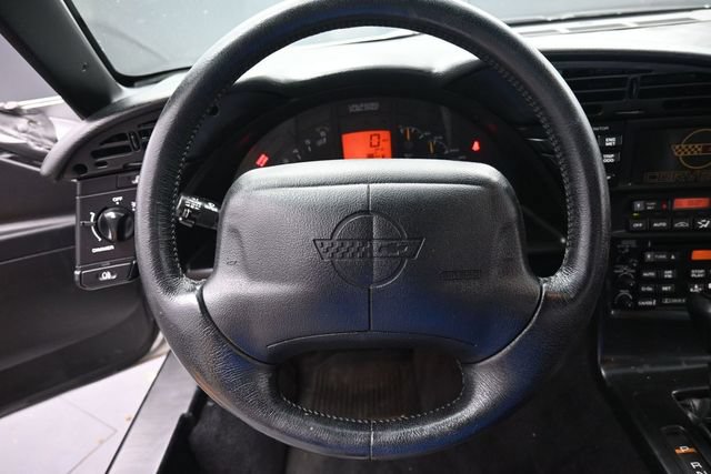 Used 1996 Chevrolet Corvette Convertible RWD image 15