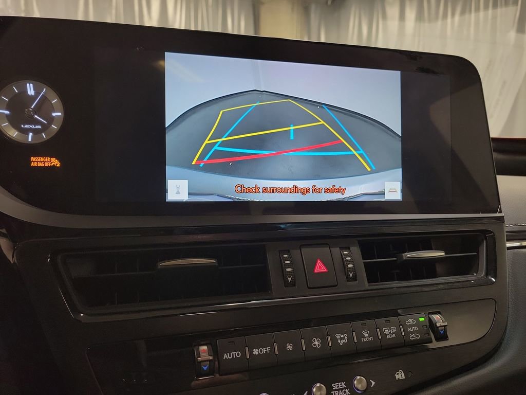 Used 2023 Lexus ES 250 w/ Premium Package image 17