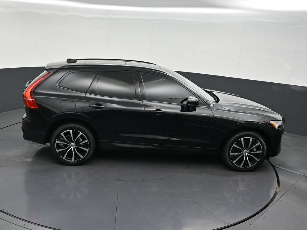 Certified 2024 Volvo XC60 B5 Plus AWD/4WD image 20