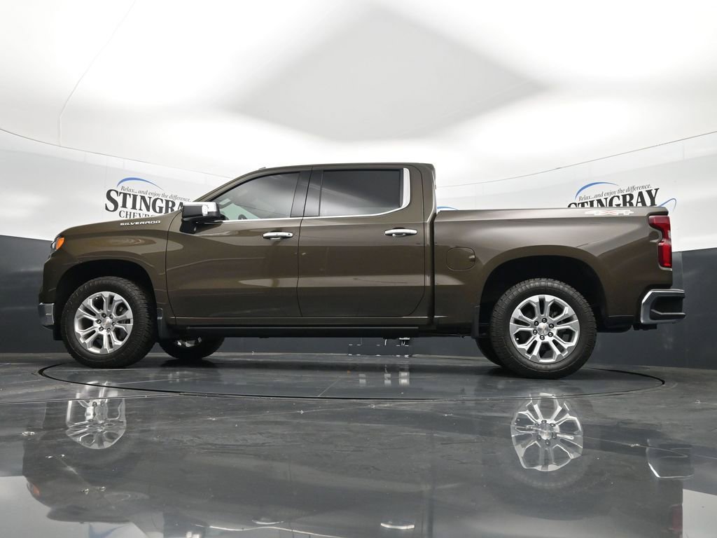 Used 2023 Chevrolet Silverado 1500 LTZ w/ Technology Package image 20