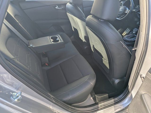 Used 2023 Kia Forte GT-Line image 14