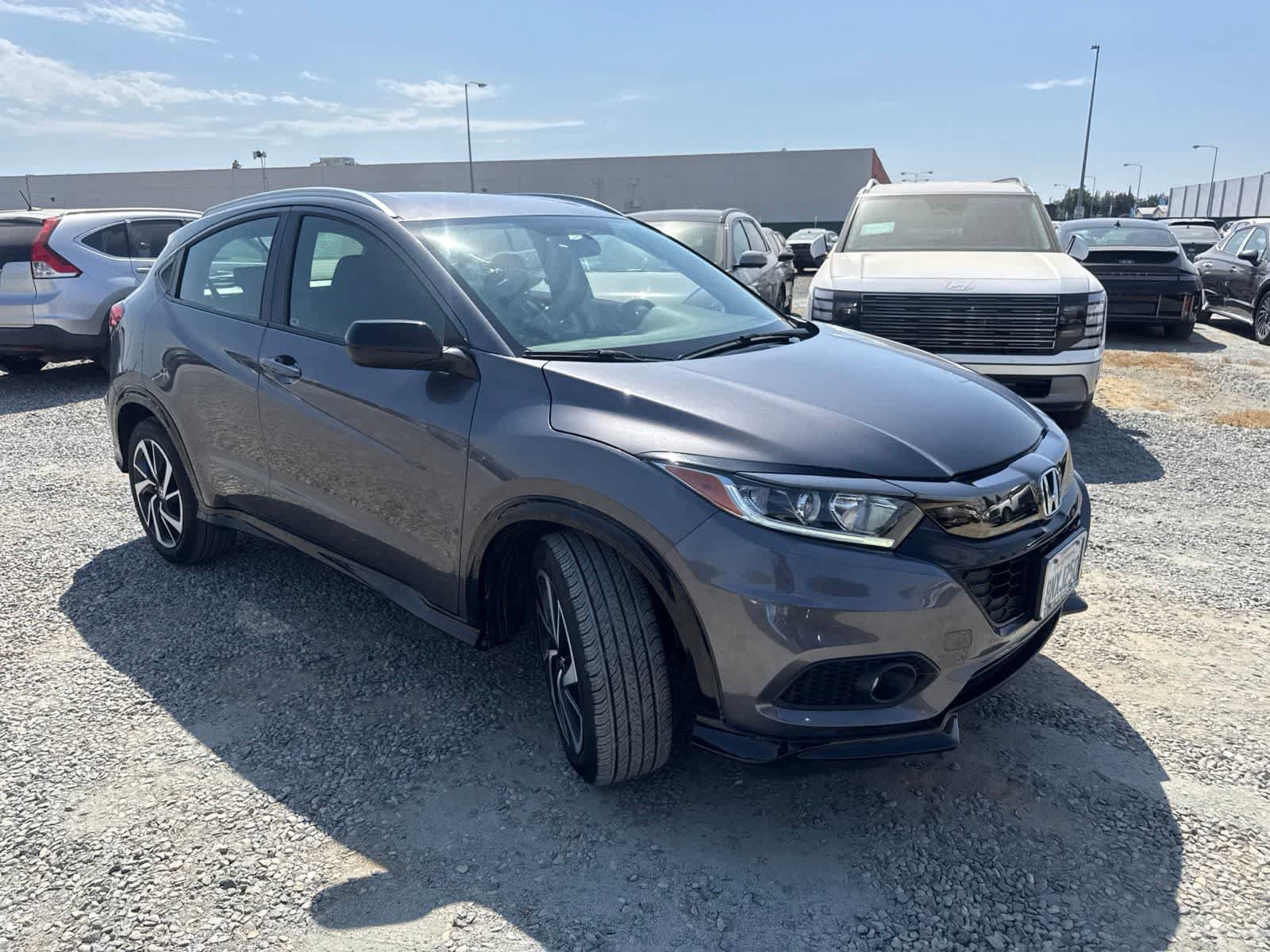 Used 2019 Honda HR-V Sport image 2
