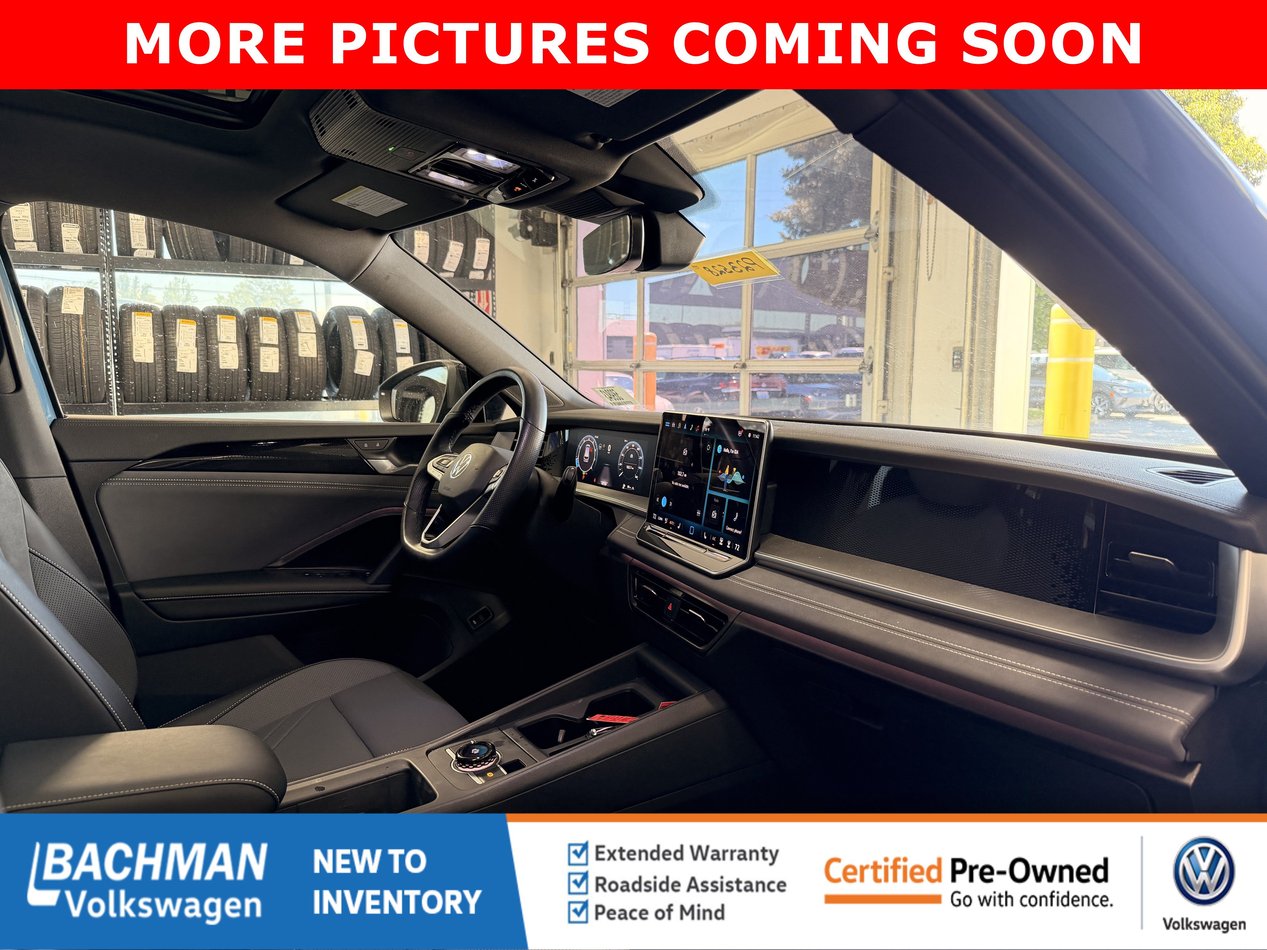 Certified 2025 Volkswagen Tiguan SE R-Line AWD/4WD image 8