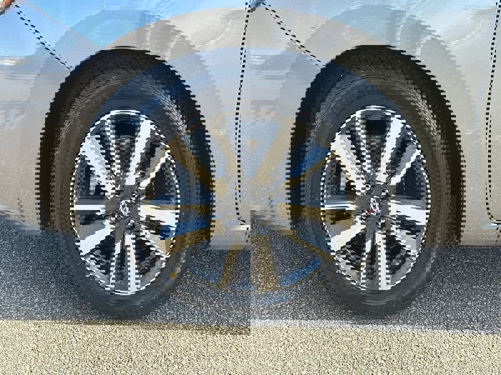 Used 2021 Nissan Versa SV image 10