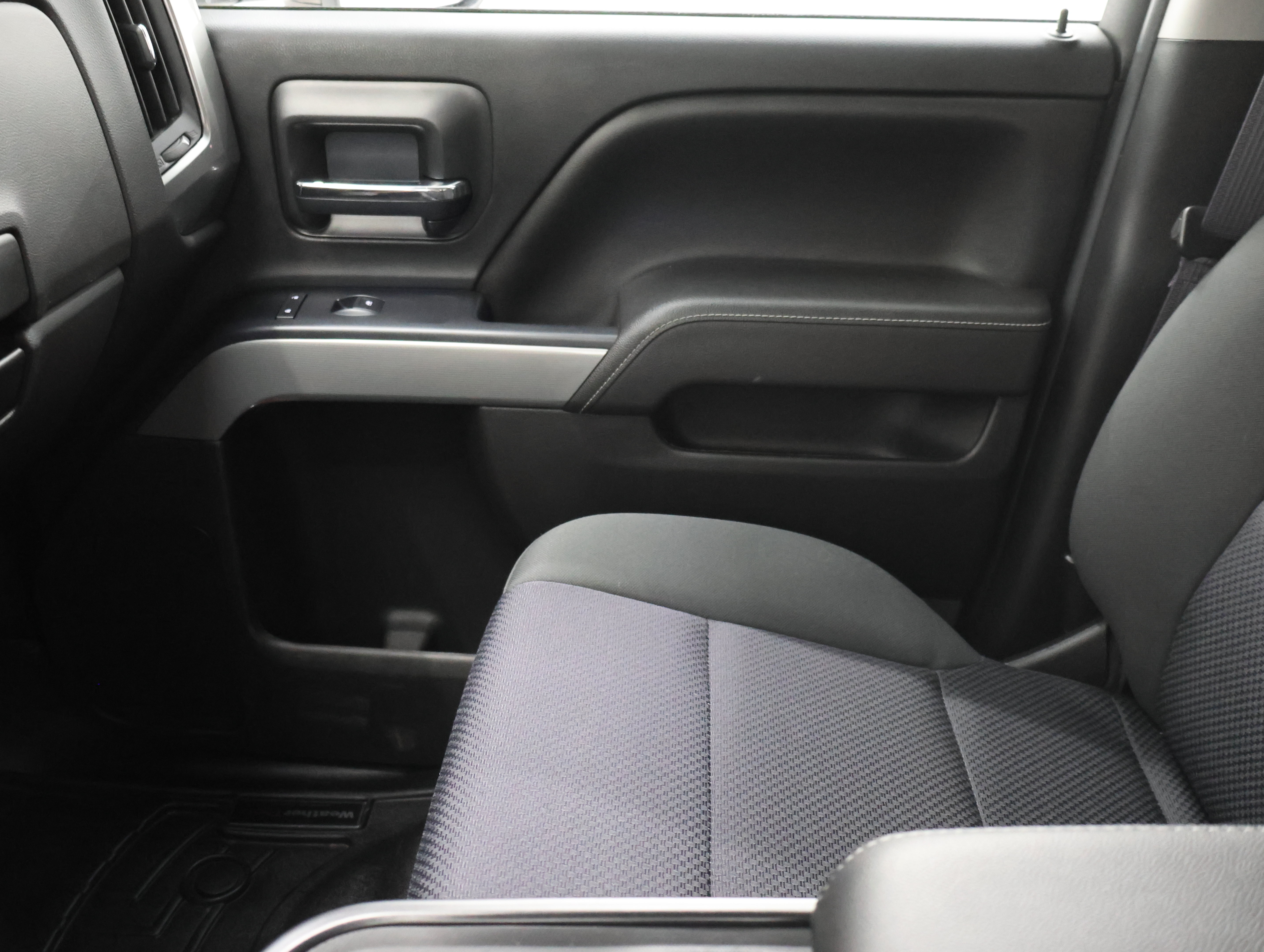 Used 2017 Chevrolet Silverado 2500 LT w/ LT Convenience Package AWD/4WD image 13