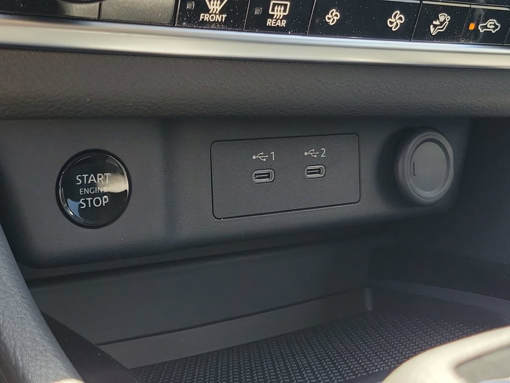 New 2026 Nissan Rogue SV FWD image 30