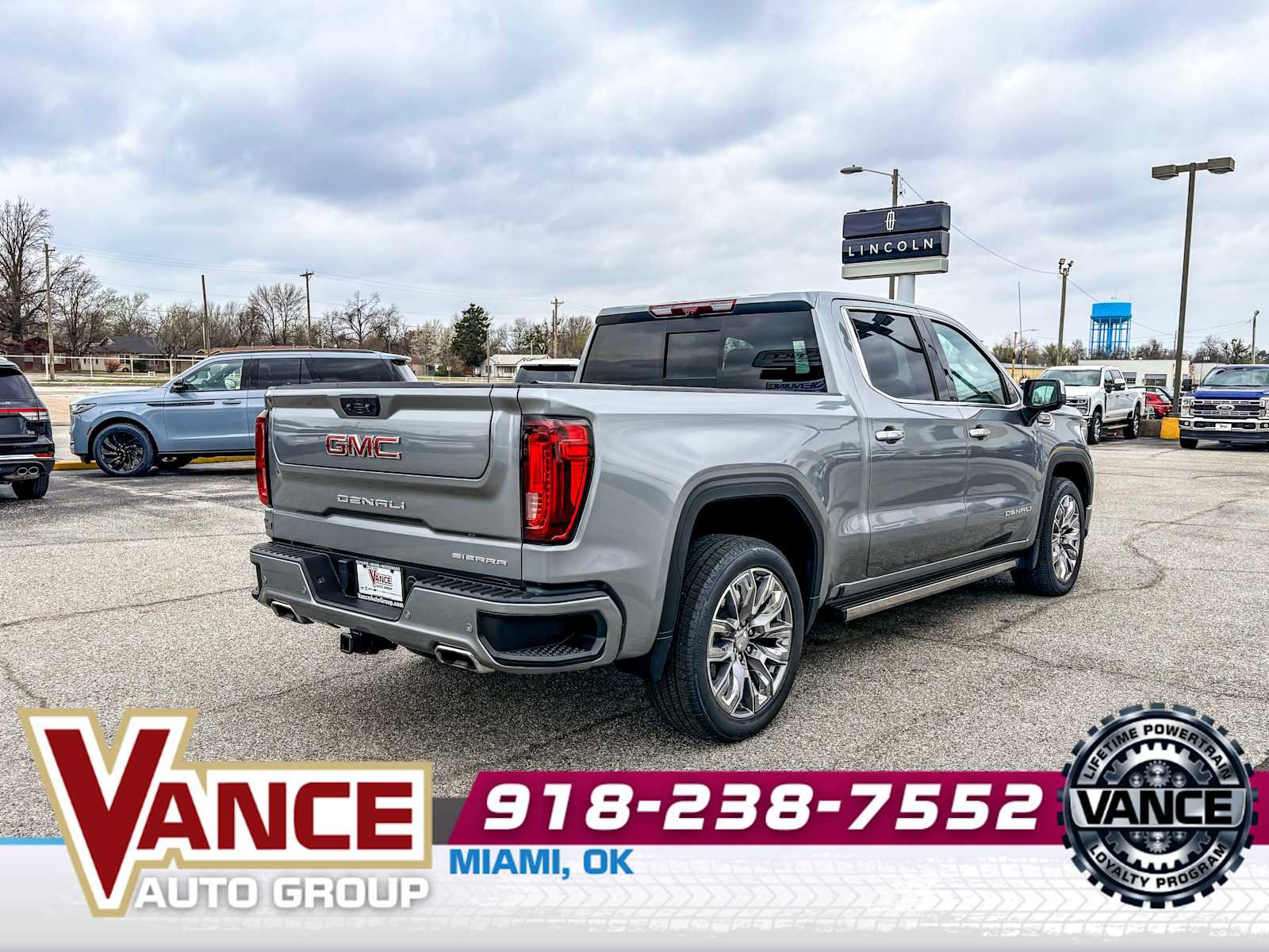 Used 2024 GMC Sierra 1500 Denali w/ Denali Reserve Package AWD/4WD image 7