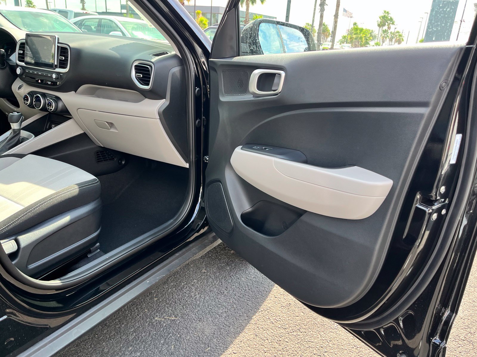 New 2026 Hyundai Venue SEL FWD image 20