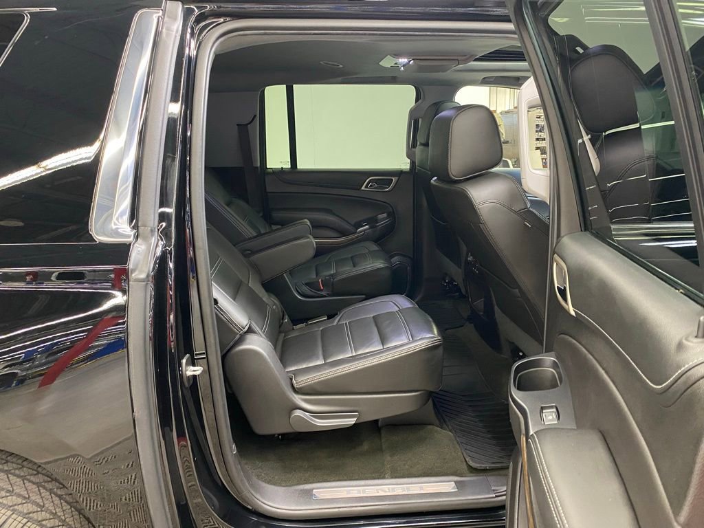 Used 2018 GMC Yukon XL Denali w/ Denali Ultimate Package image 11