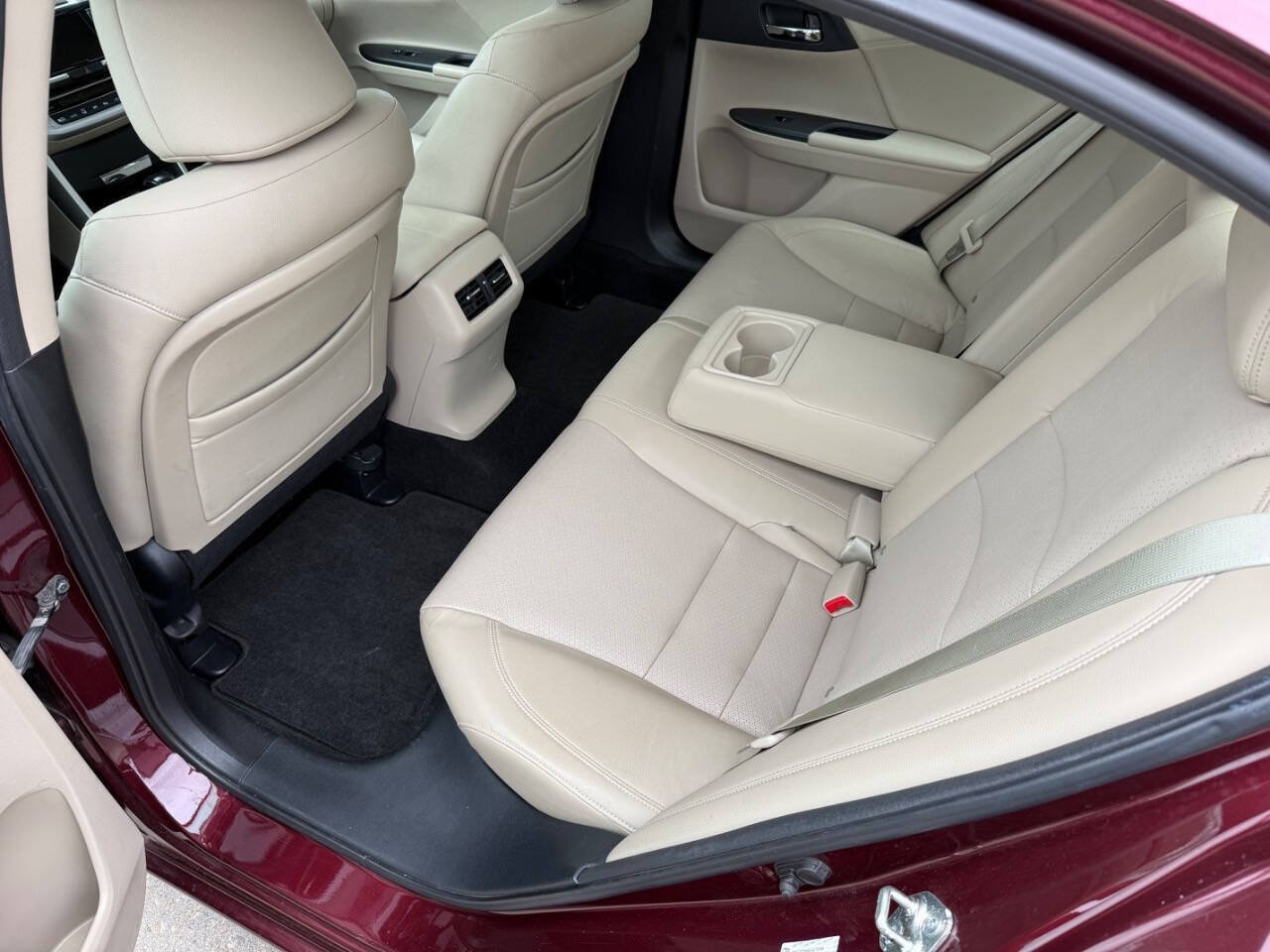 Used 2013 Honda Accord EX-L image 40