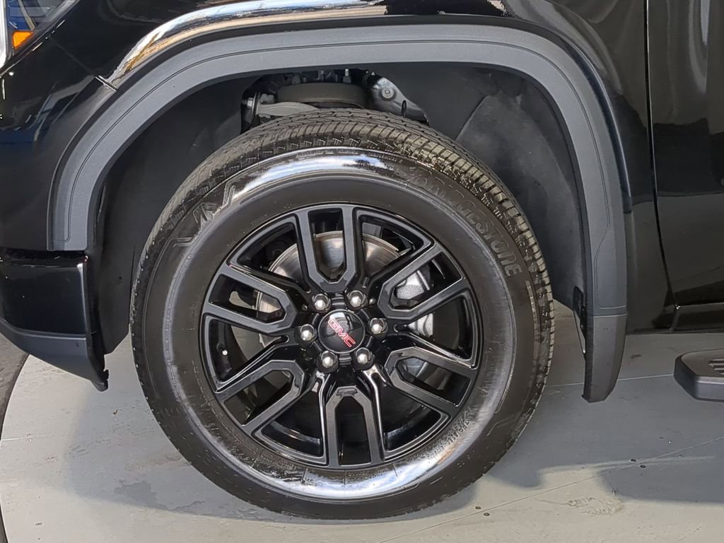 Used 2023 GMC Sierra 1500 Elevation w/ Preferred Package AWD/4WD image 17