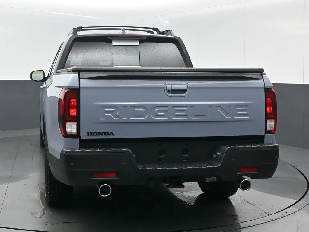 New 2026 Honda Ridgeline Black Edition image 4