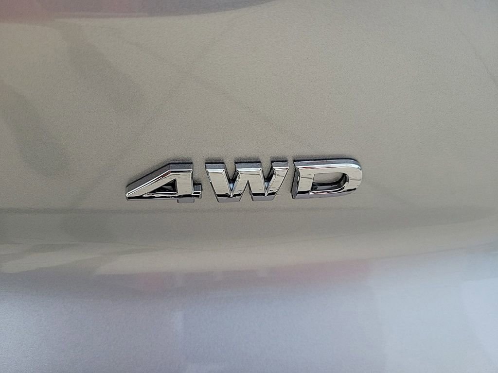 New 2025 Nissan Pathfinder SV image 11