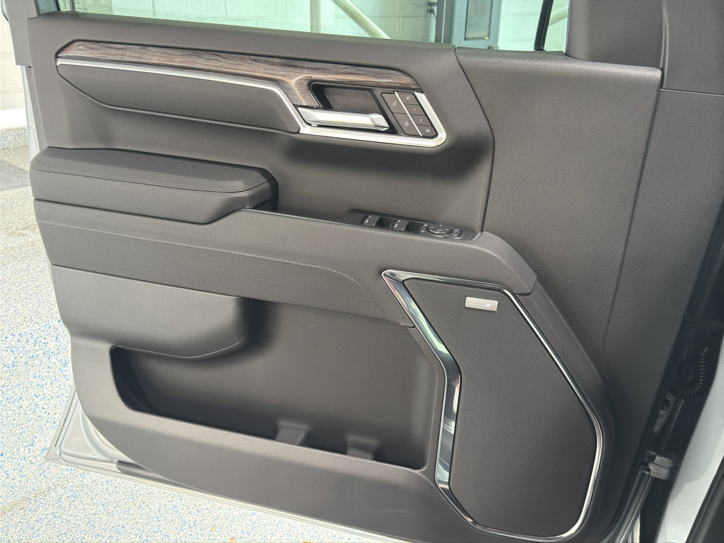 New 2026 Chevrolet Silverado 1500 LTZ w/ LTZ Convenience Package II image 25