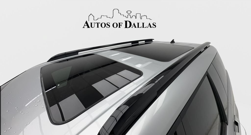 Used 2025 Hyundai Santa Fe Limited FWD image 11