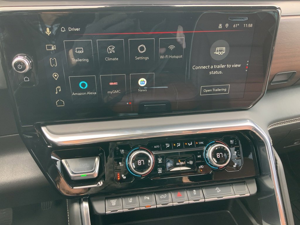 Used 2024 GMC Sierra 2500 Denali Ultimate w/ Max Trailering Package image 25