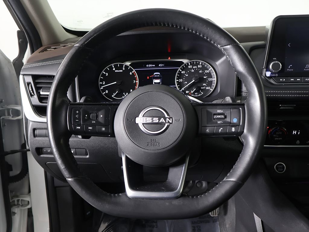 Used 2023 Nissan Rogue SV w/ SV Premium B Package image 36