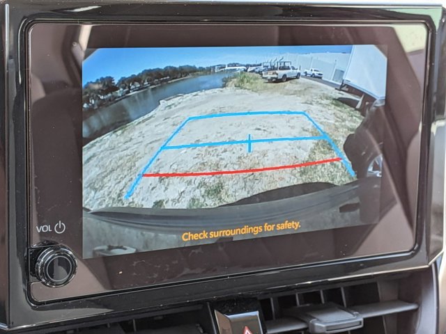 Used 2024 Toyota Corolla LE image 7