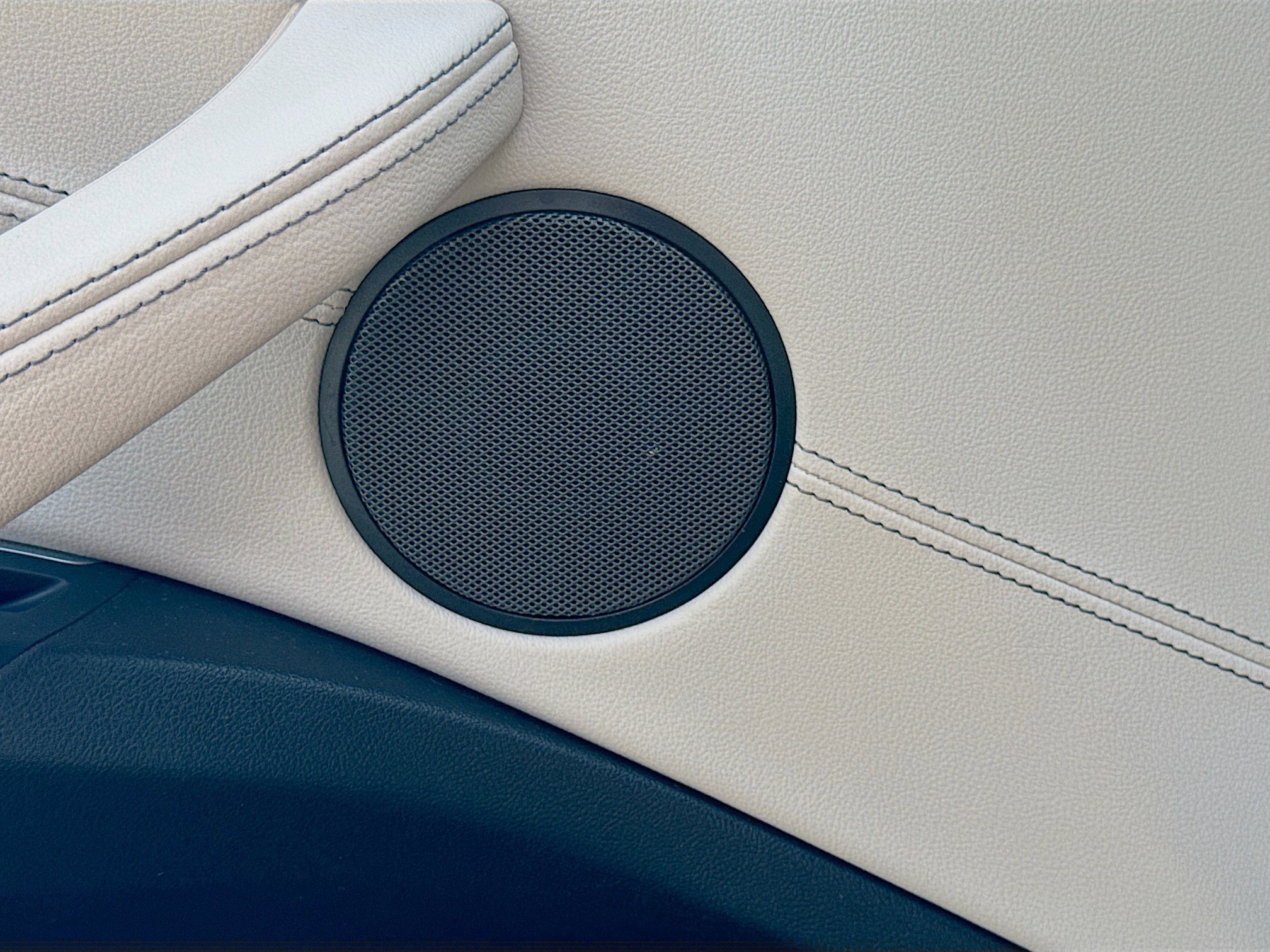 Used 2022 BMW X3 M40i image 24