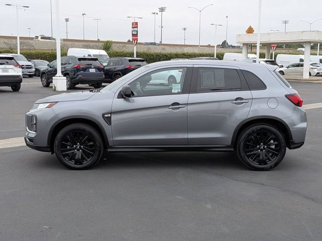 Used 2025 Mitsubishi Outlander Sport LE AWD/4WD image 12