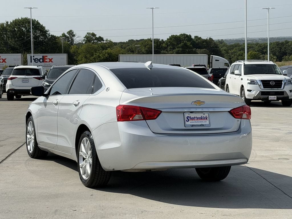 Used 2018 Chevrolet Impala LT FWD image 4