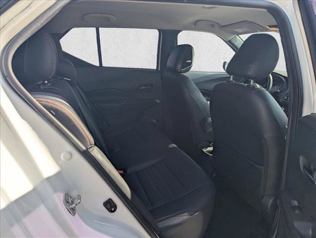 Used 2020 Nissan Kicks SR w/ SR Premium Package FWD image 18