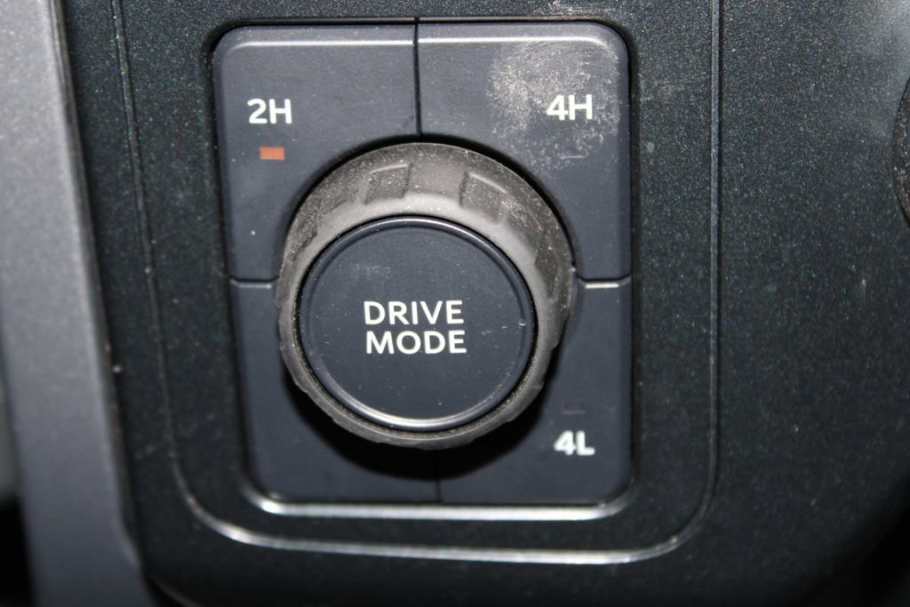 Used 2025 Ford F150 XLT w/ Equipment Group 301A Standard image 40