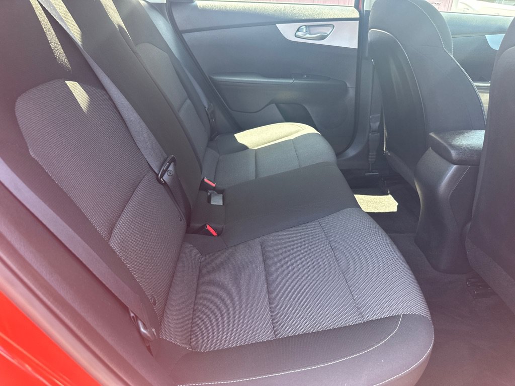 Used 2022 Kia Forte LXS w/ LXS Technology Package FWD image 13